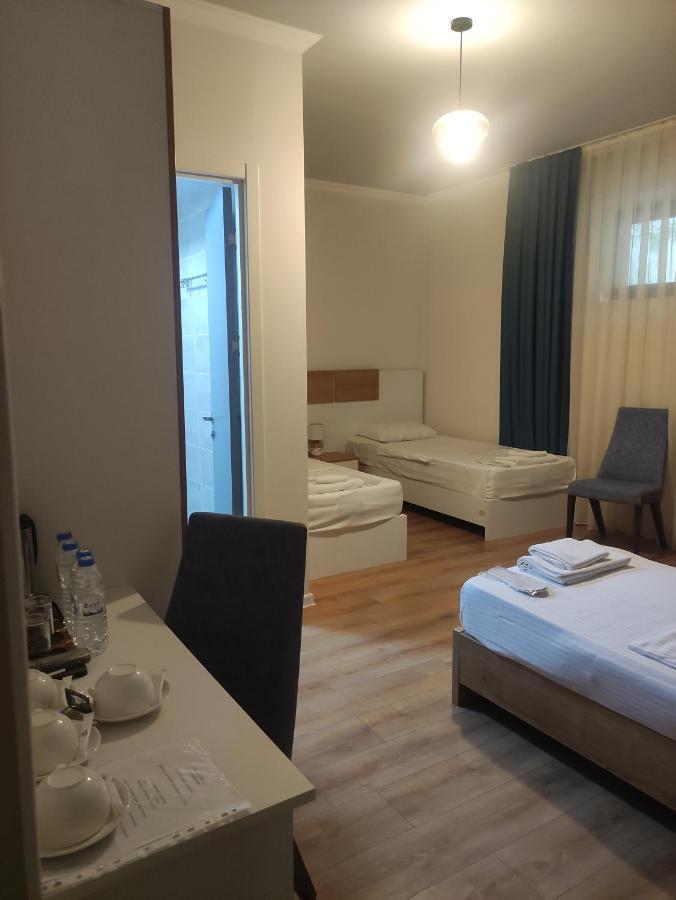 Boho Tiflis Hotel Bagian luar foto